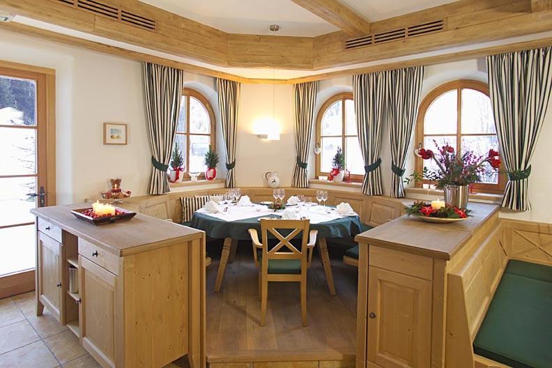 Landhaus Zum Steinbock Maria Alm am Steinernen Meer Exterior photo